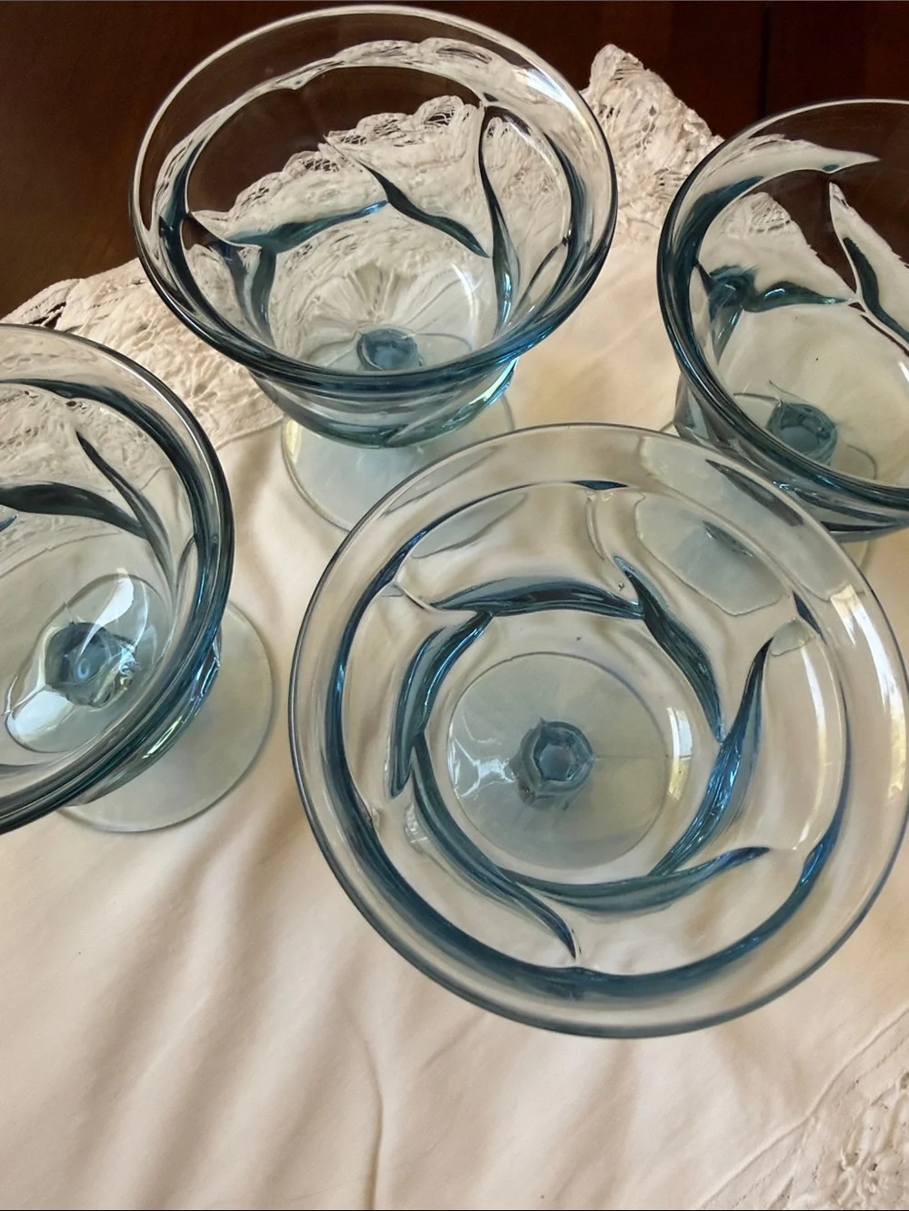 Vintage set of 4 Fostoria Jamestown Blue Stemmed champagne sherbet footed  Glass